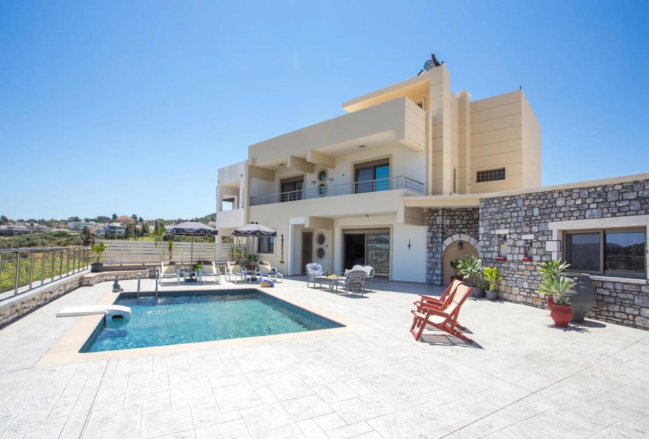 Des & Coo Luxury Villa With Private Pool Faliraki Zewnętrze zdjęcie