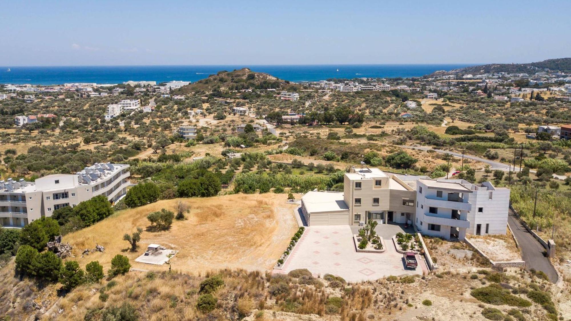 Des & Coo Luxury Villa With Private Pool Faliraki Zewnętrze zdjęcie